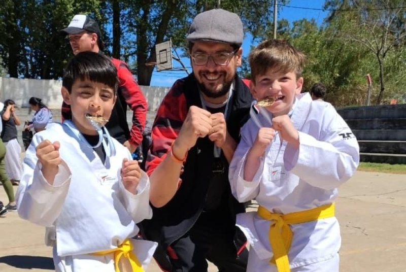 Encuentro Deportivo Colonia Caroya 