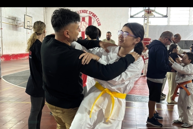 Seminario de Defensa Personal con los Papás